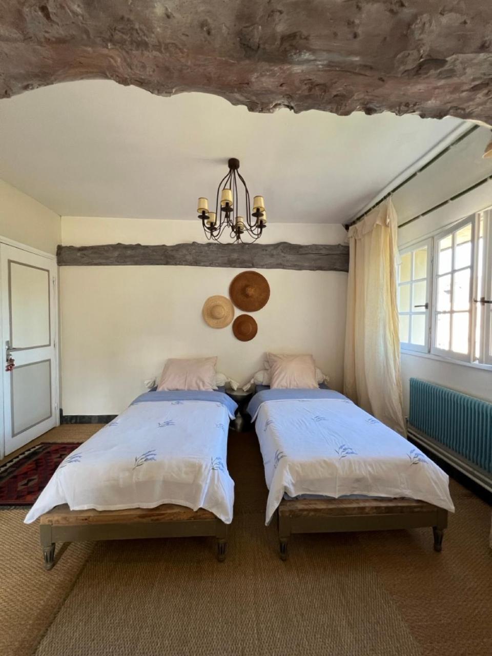 Chambres D'Hotes Manoir Du Chene Nonant Экстерьер фото